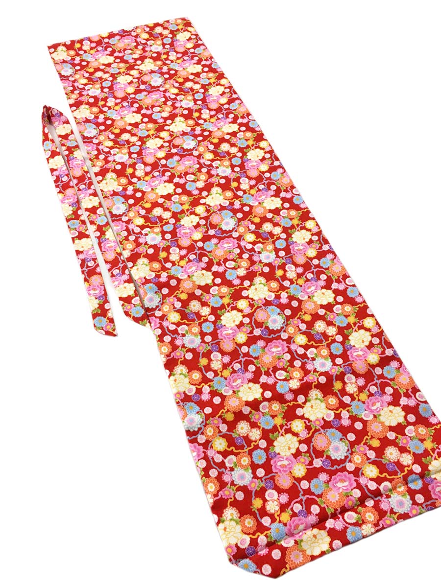 ※一枚の反物からお作りしております為、柄の位置に個体差がございます。