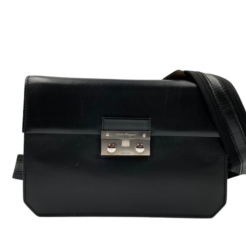 楽天市場】フェラガモ（ブランドフェラガモ）（ショルダーバッグ