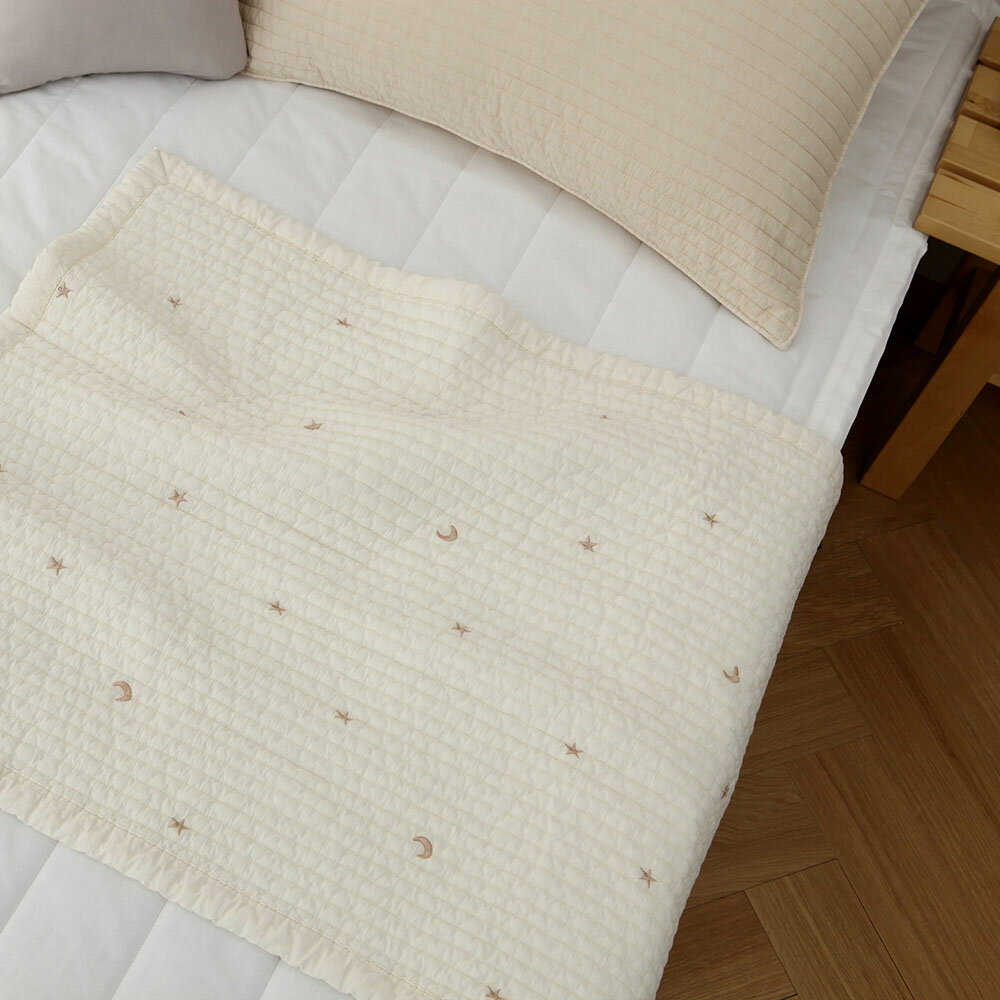 星と月の刺繍イブル中綿プラスベビーサイズ（約80×120cm）星月ベビーイブル中綿増量韓国製TRICKHOLICトリックホリック