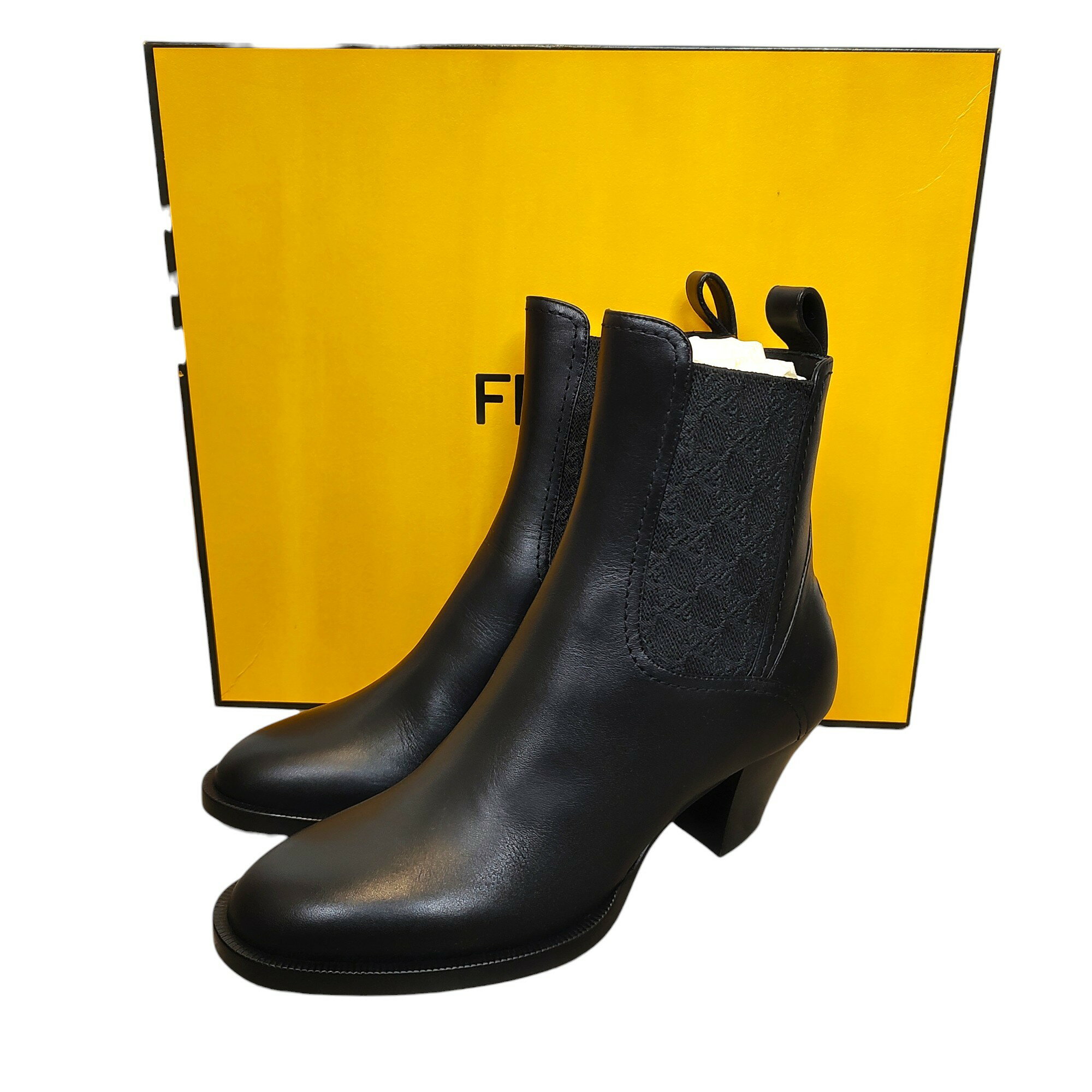 【中古】FENDI フェンディ ショートブーツ 38 ブラック レディース