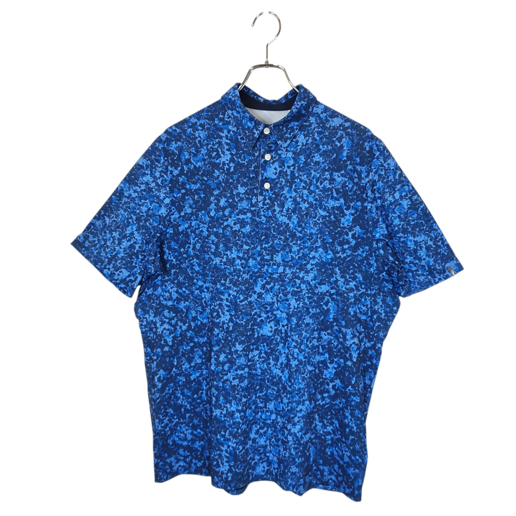 商品状態 コンディションランク コンディション詳細 商品コード IT15S6OV2X74 ブランド KJUS チュース アイテム名 S/S POLO 総柄 半袖 ポロシャツ 対象 メンズ カラー ブルー系 商品型番 115-2A7-LK1 素材表記 画像参照 サイズ XL 実寸 実寸〈多少の誤差はご容赦ください〉 肩幅：47cm 身幅：59cm 着丈：78cm 袖丈：30cm 裄丈：cm 参考定価 円 付属品 画像に移っているものが全てになります。 取扱い店舗 発送に関して全国一律800円