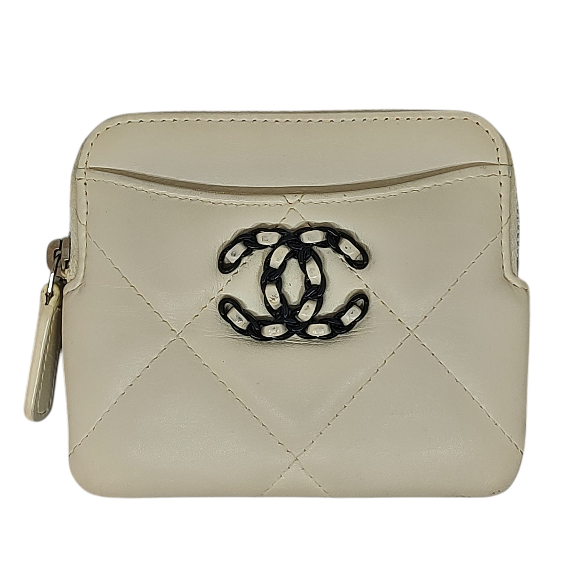 楽天市場】chanel 19 カードケースの通販