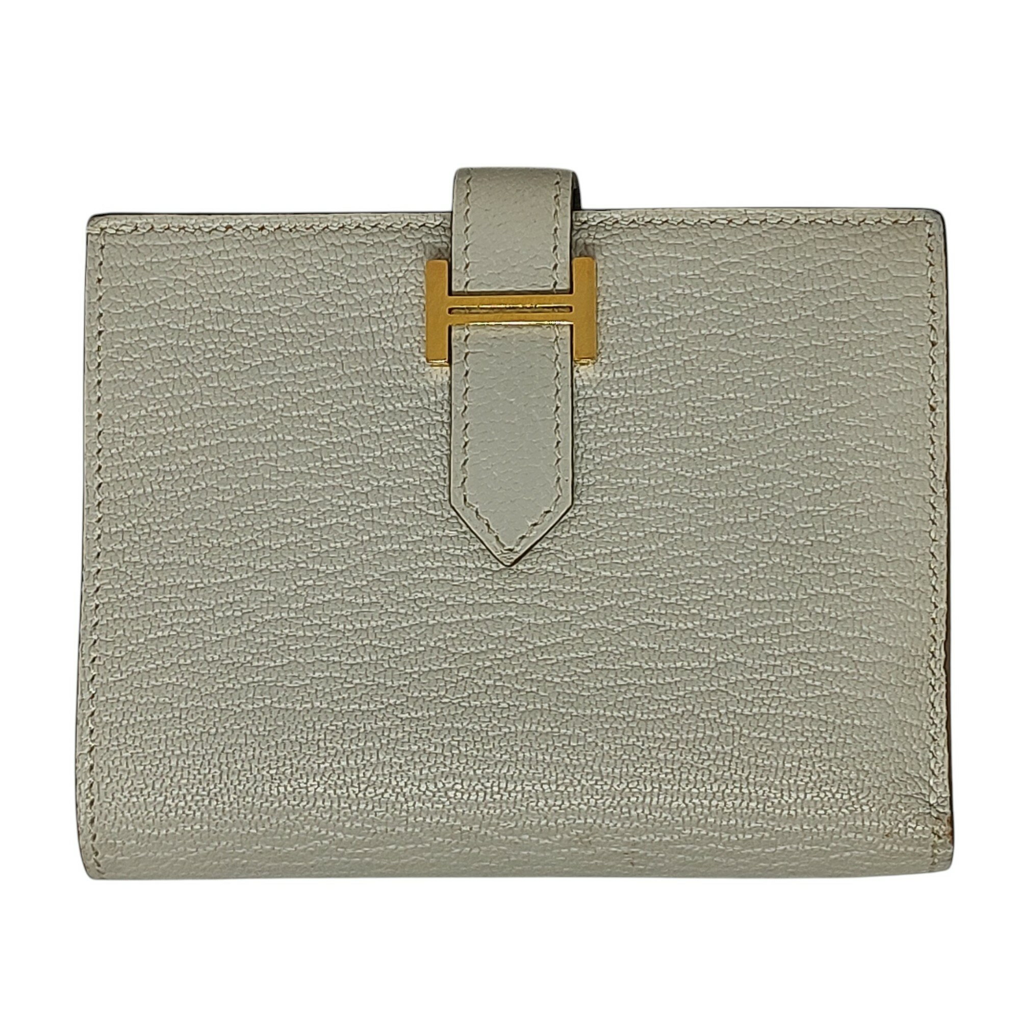 樂天商城 - 【中古】Hermes エルメス Bearn Compact Wallet ベアン コンパクト ヴォーエプソン ゴールド金具 二つ折り財布 W刻印2024 H039790CC F グリーペルル×イエローゴールド レディース/メンズ