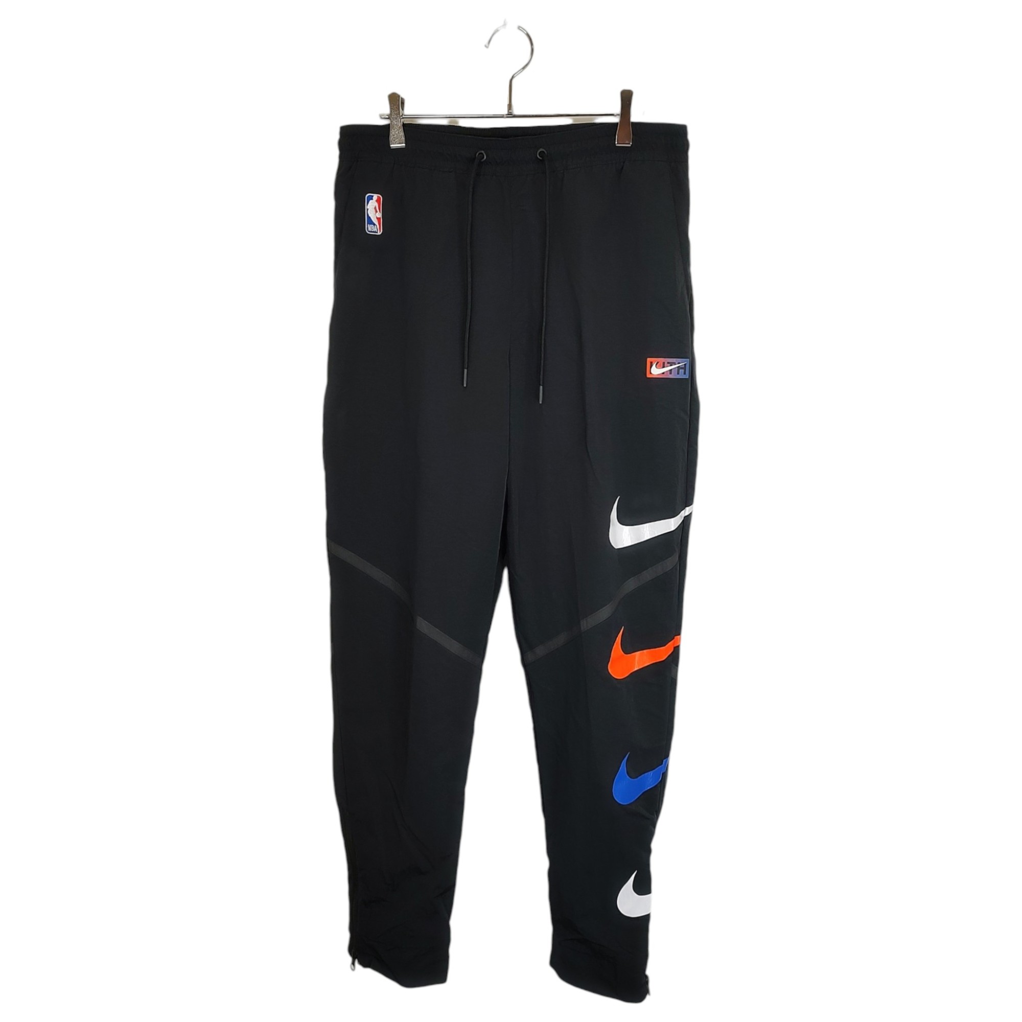 KITH キス 21AW × NIKE NBA New York Knicks ナイロン トラックパンツ CZ1802-010 M ブラック×マルチ メンズ