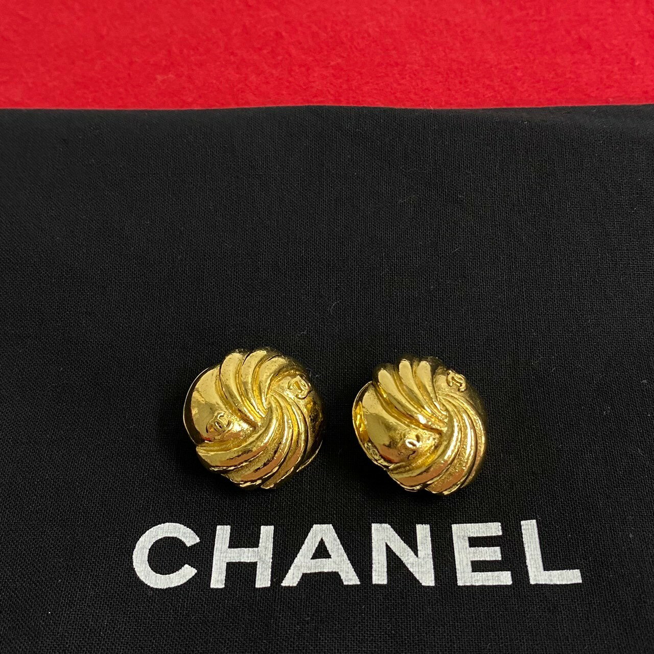 【ポイント5倍】極 美品 コメあり CHANEL シャネル ヴィンテージ ココマーク モチーフ イヤリング イヤーカフ アクセサリー レディース ゴールド 23588 【送料無料】【中古】