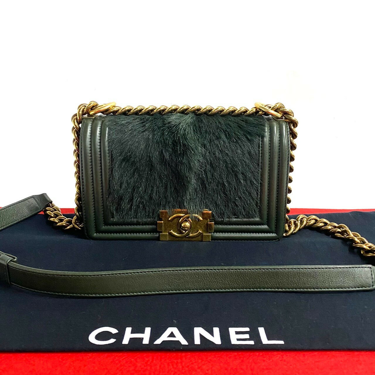 楽天市場】CHANEL ボーイ シャネル(カラーグリーン 楽天市場】CHANEL ボーイ シャネル(カラーグリーン