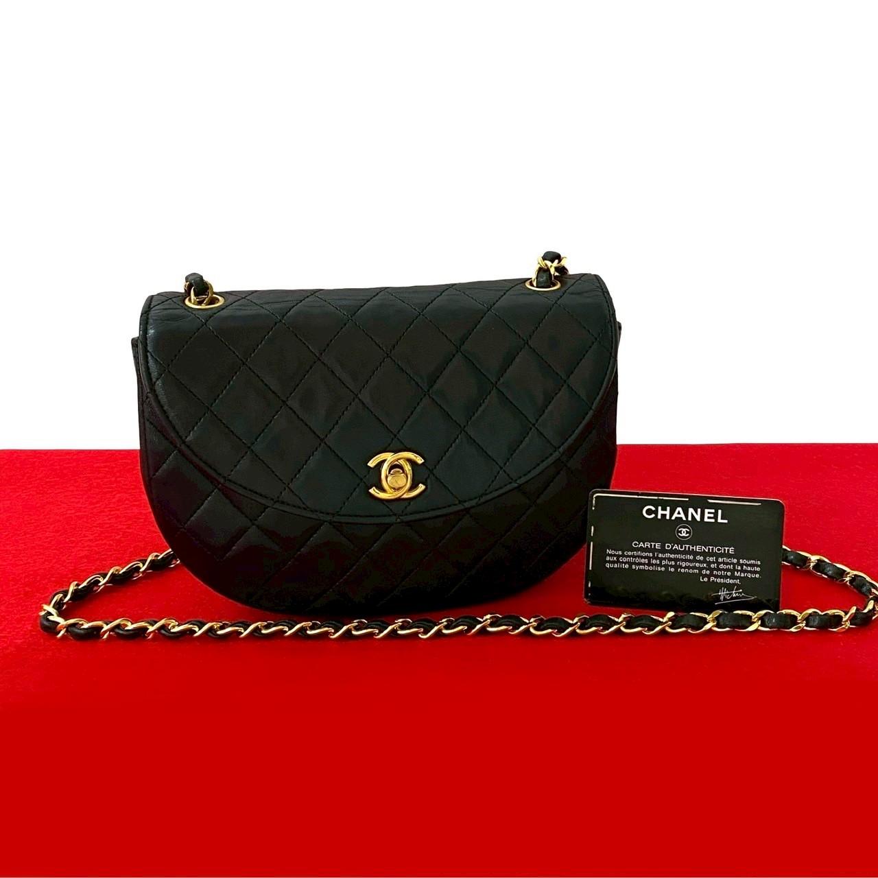 美品✨CHANEL ショルダーバッグ チェーン ターンロック マトラッセ 黒 楽天市場】シャネル chanel マトラッセ ショルダーバッグ レザー
