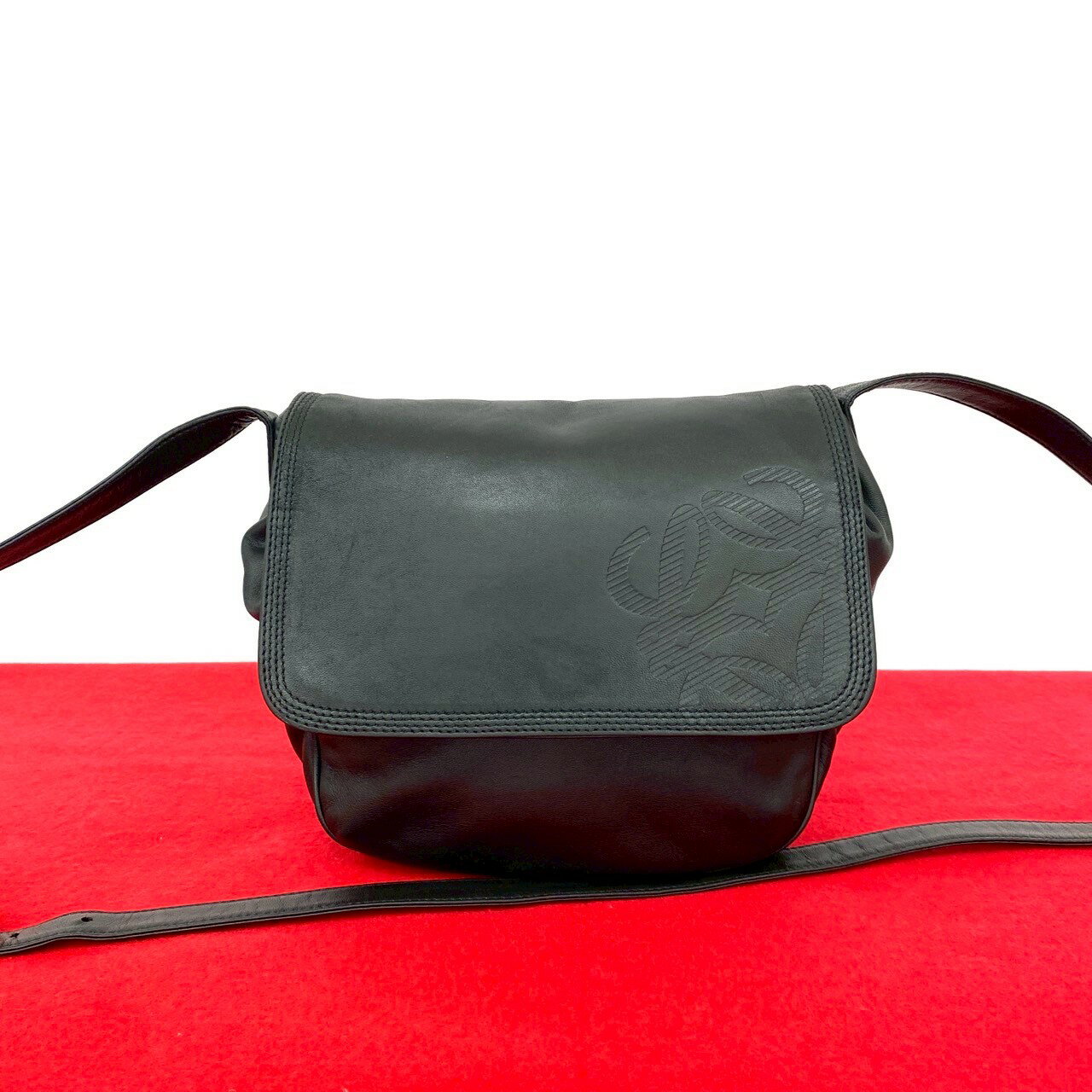 極美品✨ロエベ ヘリテージ ショルダーバッグ サコッシュ 斜め掛け可 レザー 楽天市場】サコッシュ(ブランドロエベ)(ショルダーバッグ