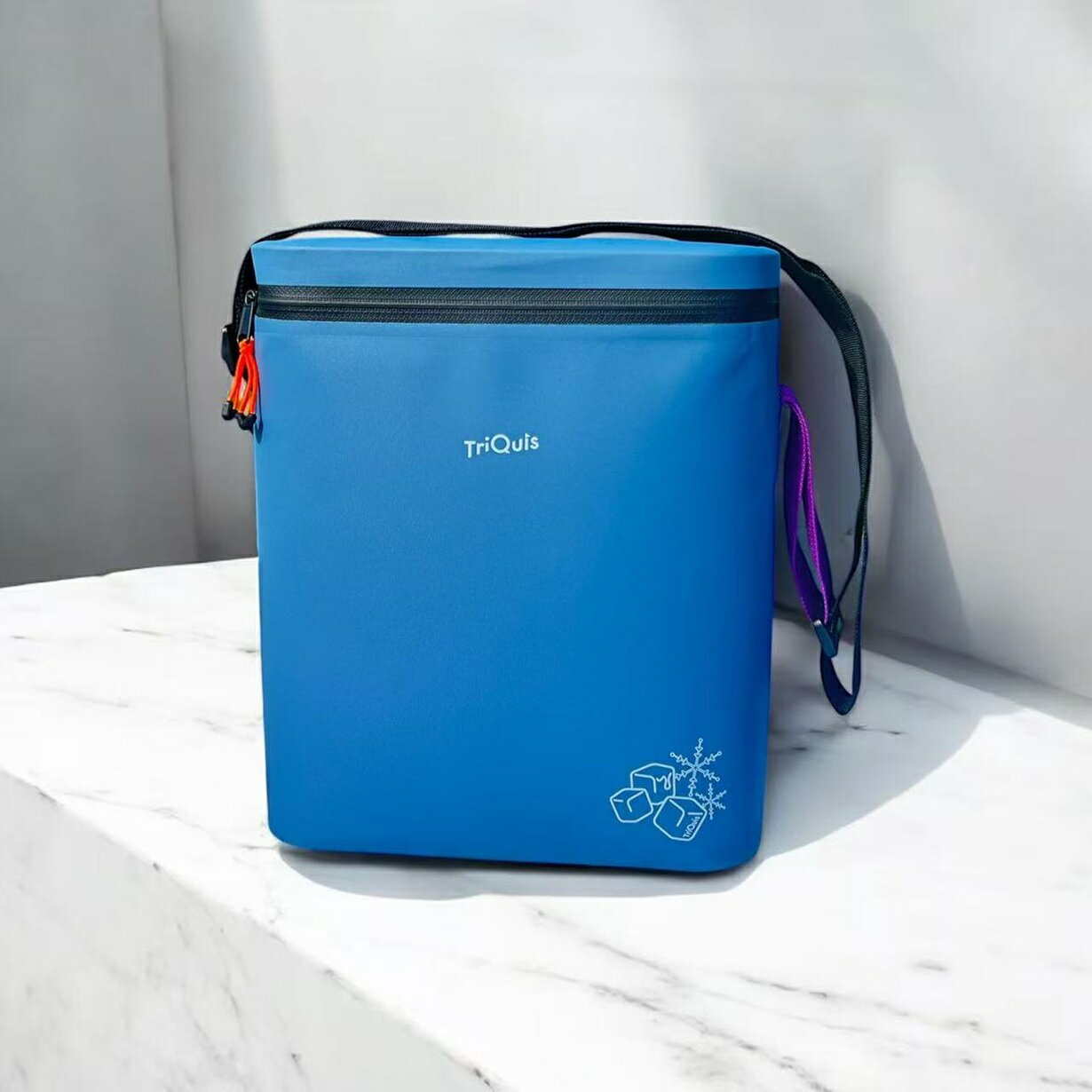 保冷バッグ 防水 丸洗いできる無縫製保冷バッグ コンパクト 熱圧着 密封 保冷剤投入で長時間保冷 GOLF..