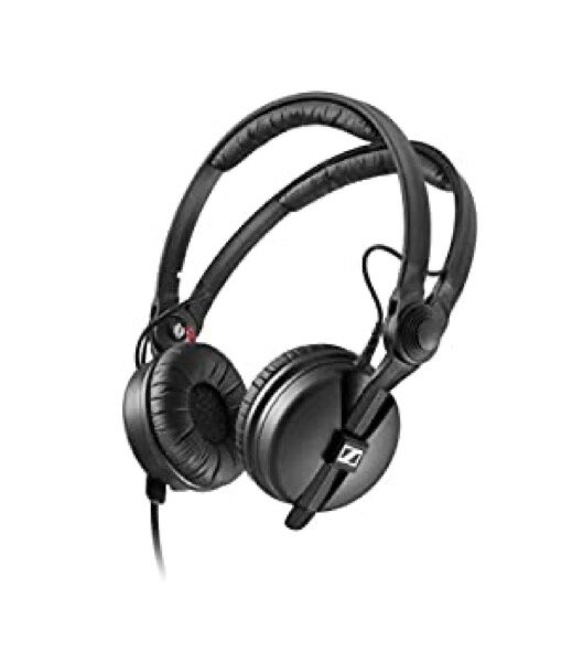 【中古】Sennheiser HD 25 Professional DJ Headphone by Sennheiser【メーカー名】Sennheiser【メーカー型番】ゼンハイザー Sennheiser 【ブランド名】HD25Sennheiser HD 25 Professional DJ Headphone by Sennheiser 掲載画像は全てイメージです。実際の商品とは色味等異なる場合がございますのでご了承ください。【 ご注文からお届けまで 】・ご注文　：ご注文は24時間受け付けております。・注文確認：当店より注文確認メールを送信いたします。・入金確認：ご決済の承認が完了した翌日よりお届けまで2〜7営業日前後となります。　※海外在庫品の場合は2〜4週間程度かかる場合がございます。　※納期に変更が生じた際は別途メールにてご確認メールをお送りさせて頂きます。　※お急ぎの場合は事前にお問い合わせください。・商品発送：出荷後に配送業者と追跡番号等をメールにてご案内致します。　※離島、北海道、九州、沖縄は遅れる場合がございます。予めご了承下さい。　※ご注文後、当店よりご注文内容についてご確認のメールをする場合がございます。期日までにご返信が無い場合キャンセルとさせて頂く場合がございますので予めご了承下さい。【 在庫切れについて 】他モールとの併売品の為、在庫反映が遅れてしまう場合がございます。完売の際はメールにてご連絡させて頂きますのでご了承ください。【 初期不良のご対応について 】・商品が到着致しましたらなるべくお早めに商品のご確認をお願いいたします。・当店では初期不良があった場合に限り、商品到着から7日間はご返品及びご交換を承ります。初期不良の場合はご購入履歴の「ショップへ問い合わせ」より不具合の内容をご連絡ください。・代替品がある場合はご交換にて対応させていただきますが、代替品のご用意ができない場合はご返品及びご注文キャンセル ( ご返金 ) とさせて頂きますので予めご了承ください。【 中古品ついて 】中古品のため画像の通りではございません。また、中古という特性上、使用や動作に影響の無い程度の使用感、経年劣化、キズや汚れ等がある場合がございますのでご了承の上お買い求めくださいませ。◆ 付属品について商品タイトルに記載がない場合がありますので、ご不明な場合はメッセージにてお問い合わせください。商品名に『付属』『特典』『○○付き』等の記載があっても特典など付属品が無い場合もございます。ダウンロードコードは付属していても使用及び保証はできません。中古品につきましては基本的に動作に必要な付属品はございますが、説明書・外箱・ドライバーインストール用のCD-ROM等は付属しておりません。◆ ゲームソフトのご注意点・商品名に「輸入版 / 海外版 / IMPORT」と記載されている海外版ゲームソフトの一部は日本版のゲーム機では動作しません。お持ちのゲーム機のバージョンなど対応可否をお調べの上、動作の有無をご確認ください。尚、輸入版ゲームについてはメーカーサポートの対象外となります。◆ DVD・Blu-rayのご注意点・商品名に「輸入版 / 海外版 / IMPORT」と記載されている海外版DVD・Blu-rayにつきましては映像方式の違いの為、一般的な国内向けプレイヤーにて再生できません。ご覧になる際はディスクの「リージョンコード」と「映像方式 ( DVDのみ ) 」に再生機器側が対応している必要があります。パソコンでは映像方式は関係ないため、リージョンコードさえ合致していれば映像方式を気にすることなく視聴可能です。・商品名に「レンタル落ち 」と記載されている商品につきましてはディスクやジャケットに管理シール ( 値札・セキュリティータグ・バーコード等含みます ) が貼付されています。ディスクの再生に支障の無い程度の傷やジャケットに傷み ( 色褪せ・破れ・汚れ・濡れ痕等 ) が見られる場合があります。予めご了承ください。◆ トレーディングカードのご注意点トレーディングカードはプレイ用です。中古買取り品の為、細かなキズ・白欠け・多少の使用感がございますのでご了承下さいませ。再録などで型番が違う場合がございます。違った場合でも事前連絡等は致しておりませんので、型番を気にされる方はご遠慮ください。掲載画像は全てイメージです。実際の商品とは色味等異なる場合がございますのでご了承ください。【 ご注文からお届けまで 】・ご注文　：ご注文は24時間受け付けております。・注文確認：当店より注文確認メールを送信いたします。・入金確認：ご決済の承認が完了した翌日よりお届けまで2〜7営業日前後となります。　※海外在庫品の場合は2〜4週間程度かかる場合がございます。　※納期に変更が生じた際は別途メールにてご確認メールをお送りさせて頂きます。　※お急ぎの場合は事前にお問い合わせください。・商品発送：出荷後に配送業者と追跡番号等をメールにてご案内致します。　※離島、北海道、九州、沖縄は遅れる場合がございます。予めご了承下さい。　※ご注文後、当店よりご注文内容についてご確認のメールをする場合がございます。期日までにご返信が無い場合キャンセルとさせて頂く場合がございますので予めご了承下さい。【 在庫切れについて 】他モールとの併売品の為、在庫反映が遅れてしまう場合がございます。完売の際はメールにてご連絡させて頂きますのでご了承ください。【 初期不良のご対応について 】・商品が到着致しましたらなるべくお早めに商品のご確認をお願いいたします。・当店では初期不良があった場合に限り、商品到着から7日間はご返品及びご交換を承ります。初期不良の場合はご購入履歴の「ショップへ問い合わせ」より不具合の内容をご連絡ください。・代替品がある場合はご交換にて対応させていただきますが、代替品のご用意ができない場合はご返品及びご注文キャンセル（ご返金）とさせて頂きますので予めご了承ください。【 中古品ついて 】中古品のため画像の通りではございません。また、中古という特性上、使用や動作に影響の無い程度の使用感、経年劣化、キズや汚れ等がある場合がございますのでご了承の上お買い求めくださいませ。◆ 付属品について商品タイトルに記載がない場合がありますので、ご不明な場合はメッセージにてお問い合わせください。商品名に『付属』『特典』『○○付き』等の記載があっても特典など付属品が無い場合もございます。ダウンロードコードは付属していても使用及び保証はできません。中古品につきましては基本的に動作に必要な付属品はございますが、説明書・外箱・ドライバーインストール用のCD-ROM等は付属しておりません。◆ ゲームソフトのご注意点・商品名に「輸入版 / 海外版 / IMPORT」と記載されている海外版ゲームソフトの一部は日本版のゲーム機では動作しません。お持ちのゲーム機のバージョンなど対応可否をお調べの上、動作の有無をご確認ください。尚、輸入版ゲームについてはメーカーサポートの対象外となります。◆ DVD・Blu-rayのご注意点・商品名に「輸入版 / 海外版 / IMPORT」と記載されている海外版DVD・Blu-rayにつきましては映像方式の違いの為、一般的な国内向けプレイヤーにて再生できません。ご覧になる際はディスクの「リージョンコード」と「映像方式(DVDのみ)」に再生機器側が対応している必要があります。パソコンでは映像方式は関係ないため、リージョンコードさえ合致していれば映像方式を気にすることなく視聴可能です。・商品名に「レンタル落ち 」と記載されている商品につきましてはディスクやジャケットに管理シール（値札・セキュリティータグ・バーコード等含みます）が貼付されています。ディスクの再生に支障の無い程度の傷やジャケットに傷み（色褪せ・破れ・汚れ・濡れ痕等）が見られる場合があります。予めご了承ください。◆ トレーディングカードのご注意点トレーディングカードはプレイ用です。中古買取り品の為、細かなキズ・白欠け・多少の使用感がございますのでご了承下さいませ。再録などで型番が違う場合がございます。違った場合でも事前連絡等は致しておりませんので、型番を気にされる方はご遠慮ください。