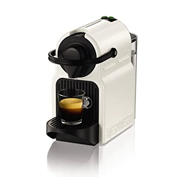 【メーカー名】Nespresso ( ネスプレッソ ) 【メーカー型番】C40WH【ブランド名】Nespresso ( ネスプレッソ ) 掲載画像は全てイメージです。実際の商品とは色味等異なる場合がございますのでご了承ください。【 ご注文からお届けまで 】・ご注文　：ご注文は24時間受け付けております。・注文確認：当店より注文確認メールを送信いたします。・入金確認：ご決済の承認が完了した翌日よりお届けまで2〜7営業日前後となります。　※海外在庫品の場合は2〜4週間程度かかる場合がございます。　※納期に変更が生じた際は別途メールにてご確認メールをお送りさせて頂きます。　※お急ぎの場合は事前にお問い合わせください。・商品発送：出荷後に配送業者と追跡番号等をメールにてご案内致します。　※離島、北海道、九州、沖縄は遅れる場合がございます。予めご了承下さい。　※ご注文後、当店よりご注文内容についてご確認のメールをする場合がございます。期日までにご返信が無い場合キャンセルとさせて頂く場合がございますので予めご了承下さい。【 在庫切れについて 】他モールとの併売品の為、在庫反映が遅れてしまう場合がございます。完売の際はメールにてご連絡させて頂きますのでご了承ください。【 初期不良のご対応について 】・商品が到着致しましたらなるべくお早めに商品のご確認をお願いいたします。・当店では初期不良があった場合に限り、商品到着から7日間はご返品及びご交換を承ります。初期不良の場合はご購入履歴の「ショップへ問い合わせ」より不具合の内容をご連絡ください。・代替品がある場合はご交換にて対応させていただきますが、代替品のご用意ができない場合はご返品及びご注文キャンセル（ご返金）とさせて頂きますので予めご了承ください。【 中古品ついて 】中古品のため画像の通りではございません。また、中古という特性上、使用や動作に影響の無い程度の使用感、経年劣化、キズや汚れ等がある場合がございますのでご了承の上お買い求めくださいませ。◆ 付属品について商品タイトルに記載がない場合がありますので、ご不明な場合はメッセージにてお問い合わせください。商品名に『付属』『特典』『○○付き』等の記載があっても特典など付属品が無い場合もございます。ダウンロードコードは付属していても使用及び保証はできません。中古品につきましては基本的に動作に必要な付属品はございますが、説明書・外箱・ドライバーインストール用のCD-ROM等は付属しておりません。◆ ゲームソフトのご注意点・商品名に「輸入版 / 海外版 / IMPORT」と記載されている海外版ゲームソフトの一部は日本版のゲーム機では動作しません。お持ちのゲーム機のバージョンなど対応可否をお調べの上、動作の有無をご確認ください。尚、輸入版ゲームについてはメーカーサポートの対象外となります。◆ DVD・Blu-rayのご注意点・商品名に「輸入版 / 海外版 / IMPORT」と記載されている海外版DVD・Blu-rayにつきましては映像方式の違いの為、一般的な国内向けプレイヤーにて再生できません。ご覧になる際はディスクの「リージョンコード」と「映像方式(DVDのみ)」に再生機器側が対応している必要があります。パソコンでは映像方式は関係ないため、リージョンコードさえ合致していれば映像方式を気にすることなく視聴可能です。・商品名に「レンタル落ち 」と記載されている商品につきましてはディスクやジャケットに管理シール（値札・セキュリティータグ・バーコード等含みます）が貼付されています。ディスクの再生に支障の無い程度の傷やジャケットに傷み（色褪せ・破れ・汚れ・濡れ痕等）が見られる場合があります。予めご了承ください。◆ トレーディングカードのご注意点トレーディングカードはプレイ用です。中古買取り品の為、細かなキズ・白欠け・多少の使用感がございますのでご了承下さいませ。再録などで型番が違う場合がございます。違った場合でも事前連絡等は致しておりませんので、型番を気にされる方はご遠慮ください。