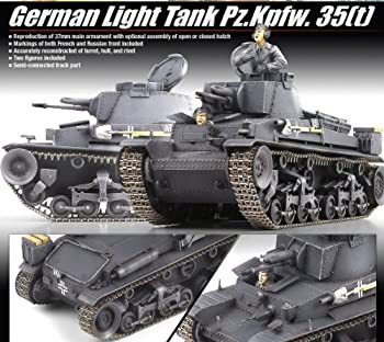 【中古】 アカデミー 1/35 第二次世界大戦 ドイツ軍 35 (t) 軽戦車 プラモデル 13280