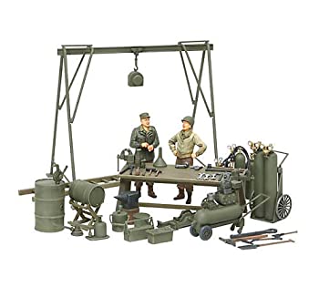 【中古】 タミヤ スケール限定シリーズ 1/35 アメリカ軍 メンテナンスヤードセット (人形2体付き) 25106