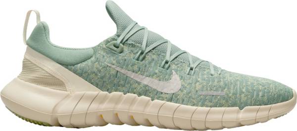 ナイキ メンズ ランニングシューズ Nike Men's Revolution 5 Running Shoes - Green/White