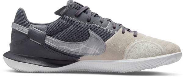 ʥ  å ɥ塼 Nike Men's Streetgato Indoor Soccer Shoes - White/Grey