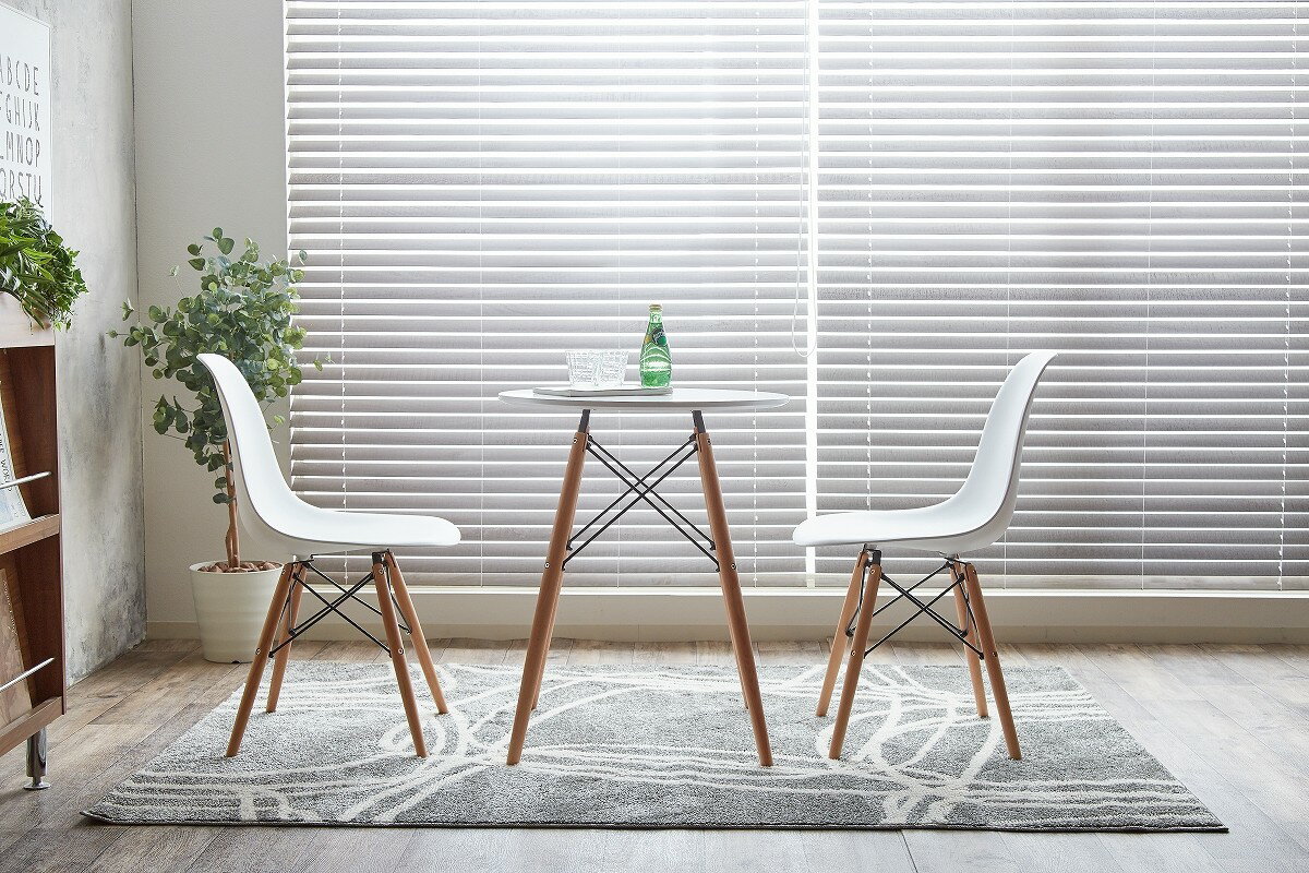 Eames TABLE 3set　お家にいながらお洒落なカフェ　ホワイト　おしゃれ　テーブル　椅子　イス　セット　二人用　カフェ　軽量　円形テーブル　2脚
