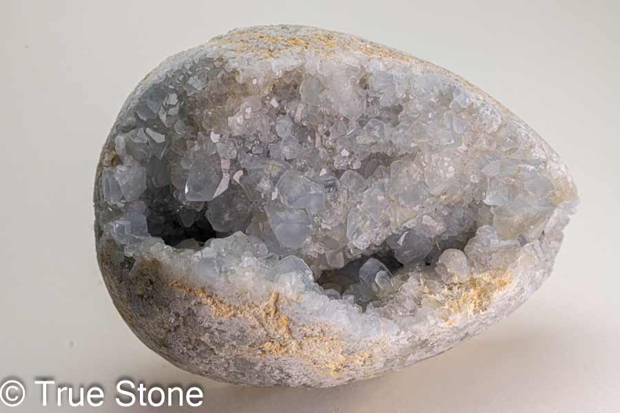 セレスタイト 天青石 天上界 原石 421g 天使 ジオード 晶洞 ドーム パワーストーン 天然石