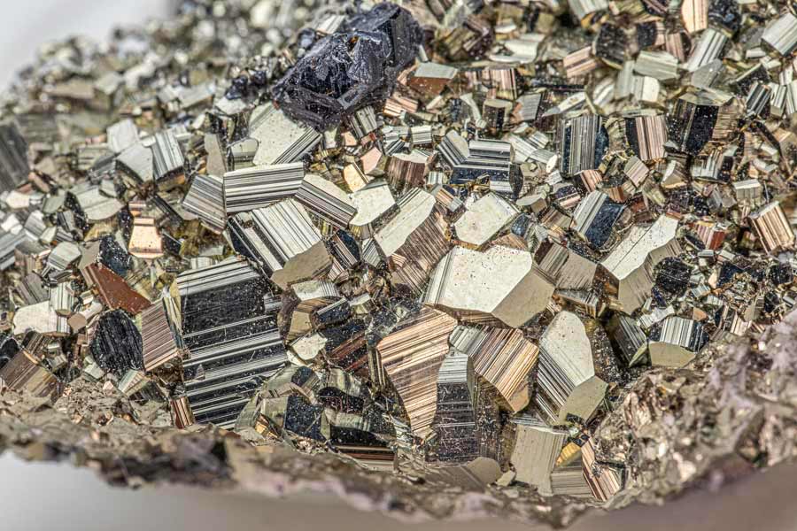 ペルー ワンサラ鉱山 パイライト 原石 黄鉄鉱 パワーストーン 天然石 原石 浄化