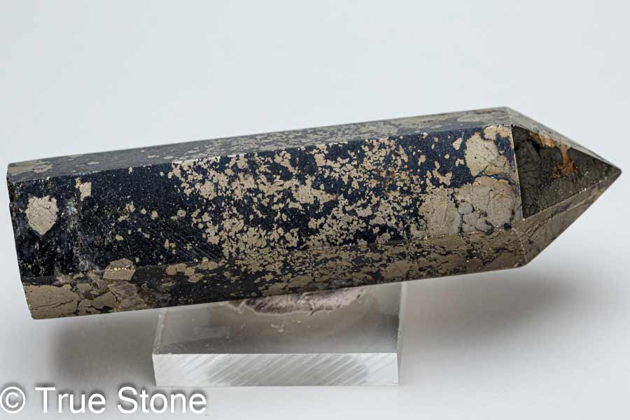 ペルー ワンサラ鉱山 天然 パイライト 石英脈入り 六角柱 タワー 黄鉄鉱 硫化鉱 酸化鉱 マグネタイト