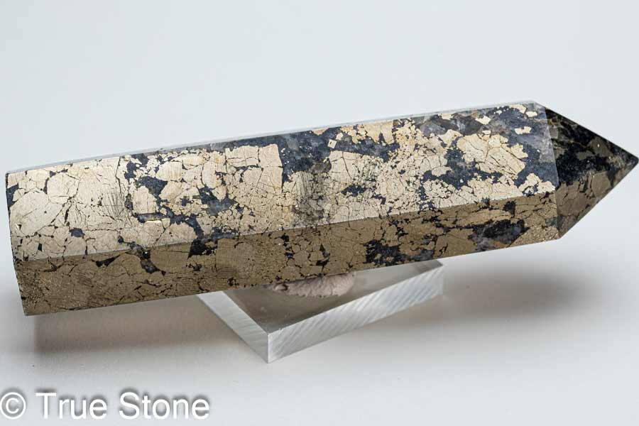 ペルー ワンサラ鉱山 天然 パイライト 石英脈入り 六角柱 タワー 黄鉄鉱 硫化鉱 酸化鉱 マグネタイト