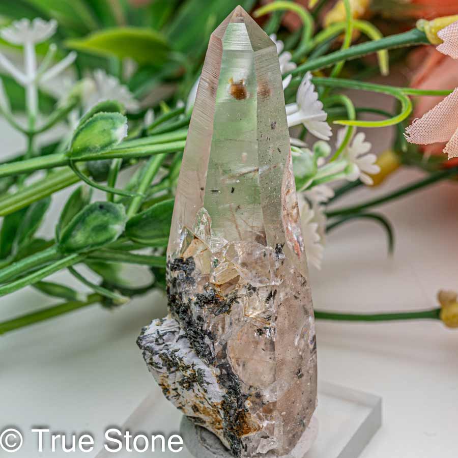 ネパール ガネッシュヒマール産 ヒマラヤ水晶 ポイント ガネーシュヒマール クローライト フックサイト 天然石 原石 パワースポット