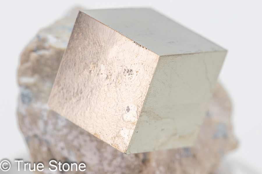 数珠 キーホルダー ストラップ 小 葉の 赤 檀 ビーズの スマートフォン ストラップ 女性用 高級 手首 車 キー チェーン ペンダント 2024 レトロ 精巧