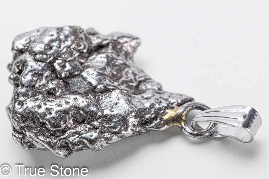 一点物 未処理 カンポ デル シエロ ペンダントトップ メテオライト アイアンメテオライト 流れ星 鉄隕石 隕石