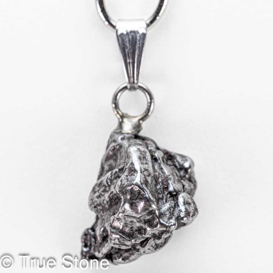 一点物 未処理 カンポ デル シエロ ペンダントトップ メテオライト アイアンメテオライト 流れ星 鉄隕石 隕石