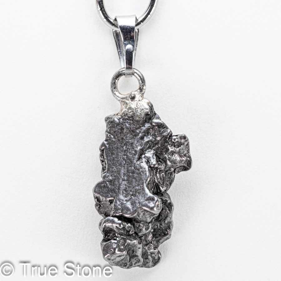 一点物 未処理 カンポ デル シエロ ペンダントトップ メテオライト アイアンメテオライト 流れ星 鉄隕石 隕石