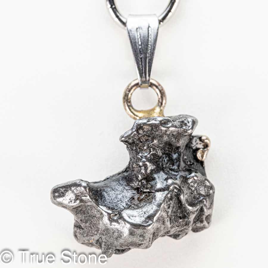 一点物 未処理 カンポ デル シエロ ペンダントトップ メテオライト アイアンメテオライト 流れ星 鉄隕石 隕石