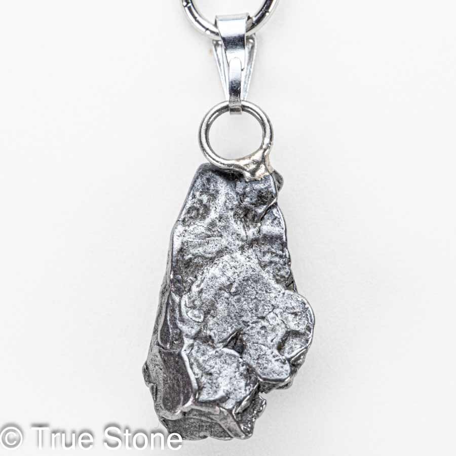 一点物 未処理 カンポ デル シエロ ペンダントトップ メテオライト アイアンメテオライト 流れ星 鉄隕石 隕石