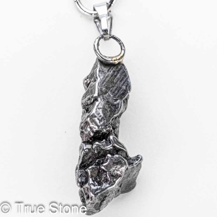 一点物 未処理 カンポ デル シエロ ペンダントトップ メテオライト アイアンメテオライト 流れ星 鉄隕石 隕石