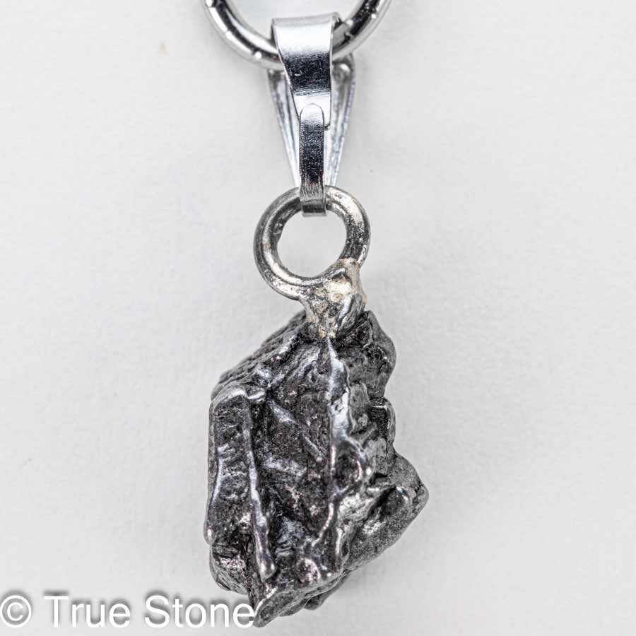 一点物 未処理 カンポ デル シエロ ペンダントトップ メテオライト アイアンメテオライト 流れ星 鉄隕石 隕石