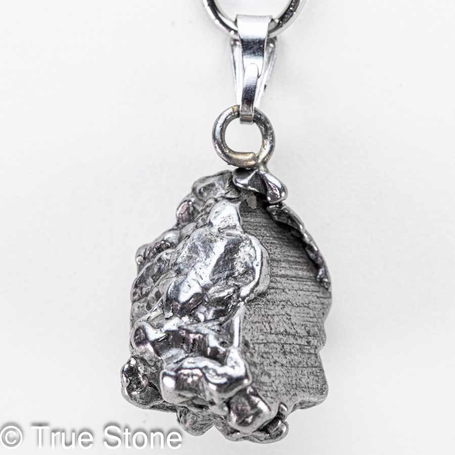 一点物 未処理 カンポ デル シエロ ペンダントトップ メテオライト アイアンメテオライト 流れ星 鉄隕石 隕石