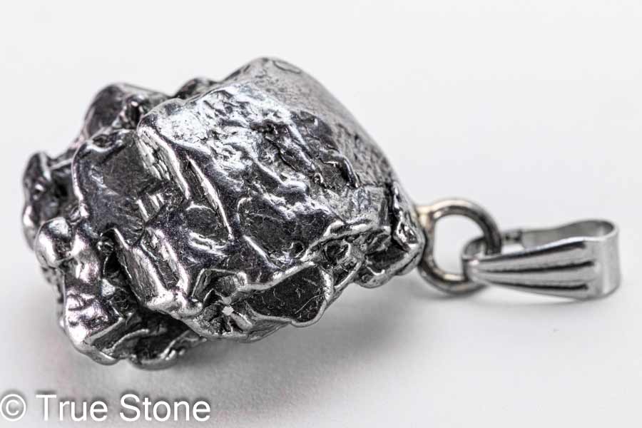 一点物 未処理 カンポ デル シエロ ペンダントトップ メテオライト アイアンメテオライト 流れ星 鉄隕石 隕石