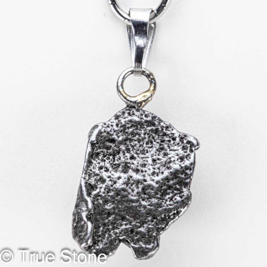 一点物 未処理 カンポ デル シエロ ペンダントトップ メテオライト アイアンメテオライト 流れ星 鉄隕石 隕石