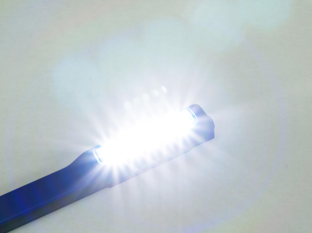 20万本売れた 富士倉LEDペン型ライトGP-201。SMDチップで明るく小型で便利。【送料無料・税込1、000円ポッキリ】ヘッドライトのサブにも 10P03Dec16通販格安セール情報 楽天 通販