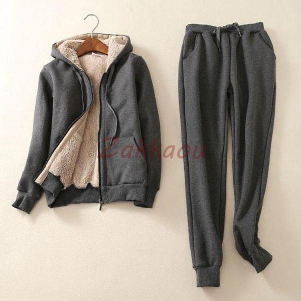 ■ 品名：レディースジャージセット■ 素材：綿■ カラー：全8色■ サイズ：S-3XL■ 季節：春、秋、冬■ セット内容：2点セット人気検索キーワード：メンズ　秋冬　セットアップ　上下セット　2点セット　パーカー　パンツ　ランニングウェア　ジョギング　トレーニングウェア　スウエット　パンツ　ジャージ　男子用　スポーツウェア　運動　ジャージ　カジュアル　男性　吸汗 速乾 通気　ファッション　大きいサイズ　柔らかい　スウェット トレーナー ロングパンツ ペアルック フード付き　プルオーバー ペア　