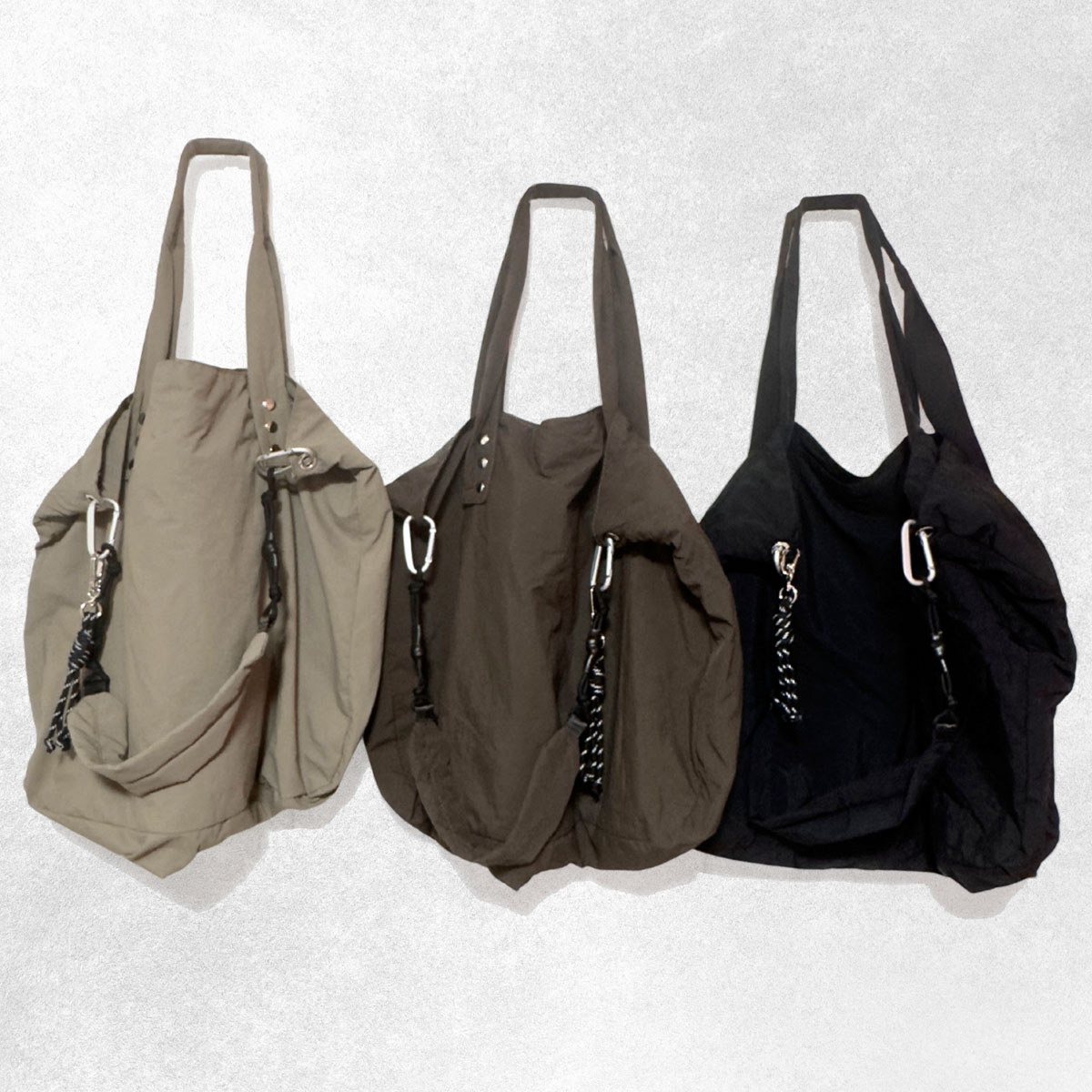 トートバッグ レディース メンズ ナイロン 大容量 【Wave】 ショルダーバッグ レディース 軽量 2wayバッグ チャーム付 大人 かっこいい かわいい ハンドバッグ 超軽量 バッグチャーム 3