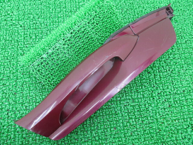 スカイウェイブ サイドグリップ 右 紫 スズキ 純正 バイク 部品 CJ41A タンデム 車検 Genuine 【中古】 6