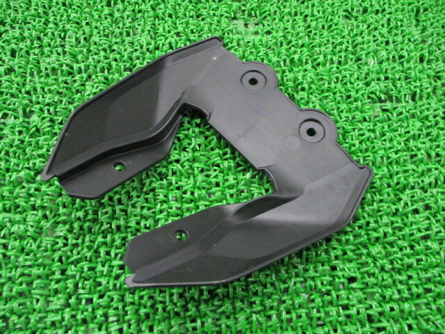 YZF-R25 リアインナーフェンダー ヤマハ 純正 バイク 部品 割れ欠けなし そのまま使える 車検 Genuine 【中古】