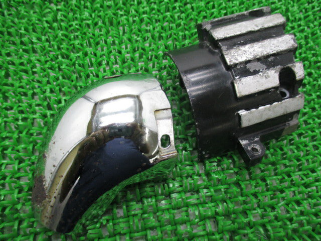 V-MAX ヒートガード ヤマハ 純正 バイク 部品 割れ欠け無し そのまま使える 修復素材に 車検 Genuine 【中古】