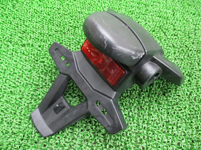 MT-09 リアフェンダー ヤマハ 純正 バイク 部品 RN34J 割れ欠け無し 品薄 希少品 車検 Genuine 【中古】