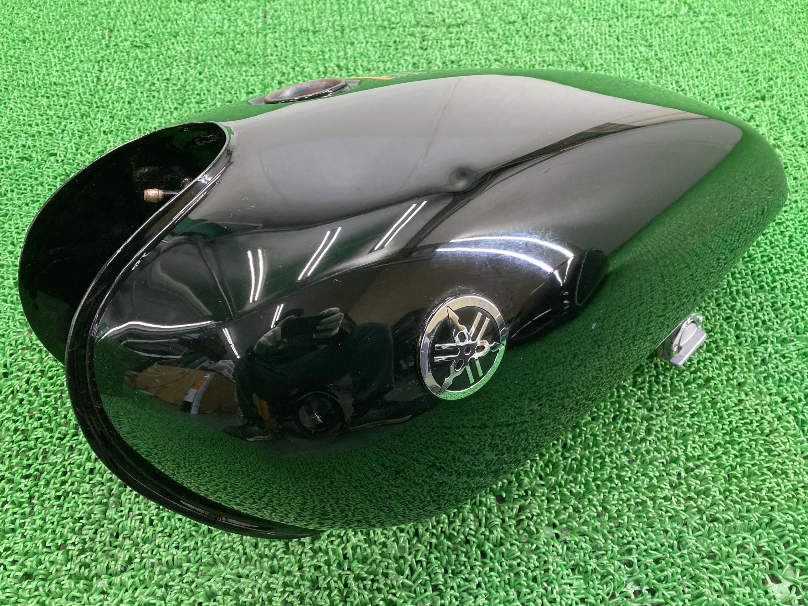 楽天市場】タンク SR400 純正(バイク用品|車用品・バイク用品 楽天市場】タンク SR400 純正(バイク用品|車用品・バイク用品