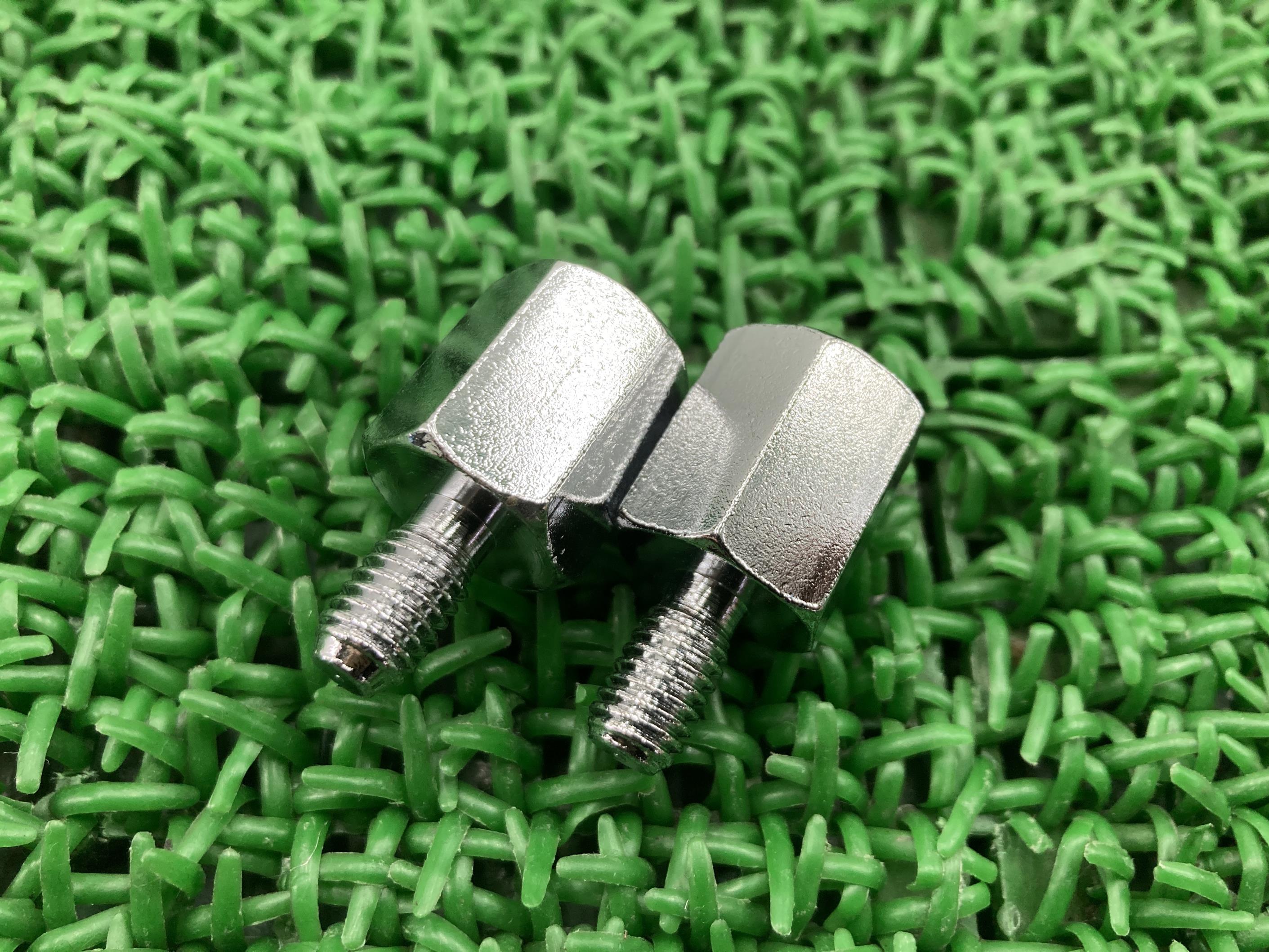 汎用ミラーボルト変換コネクター社外バイク部品正10mm正ネジそのまま使える【中古】