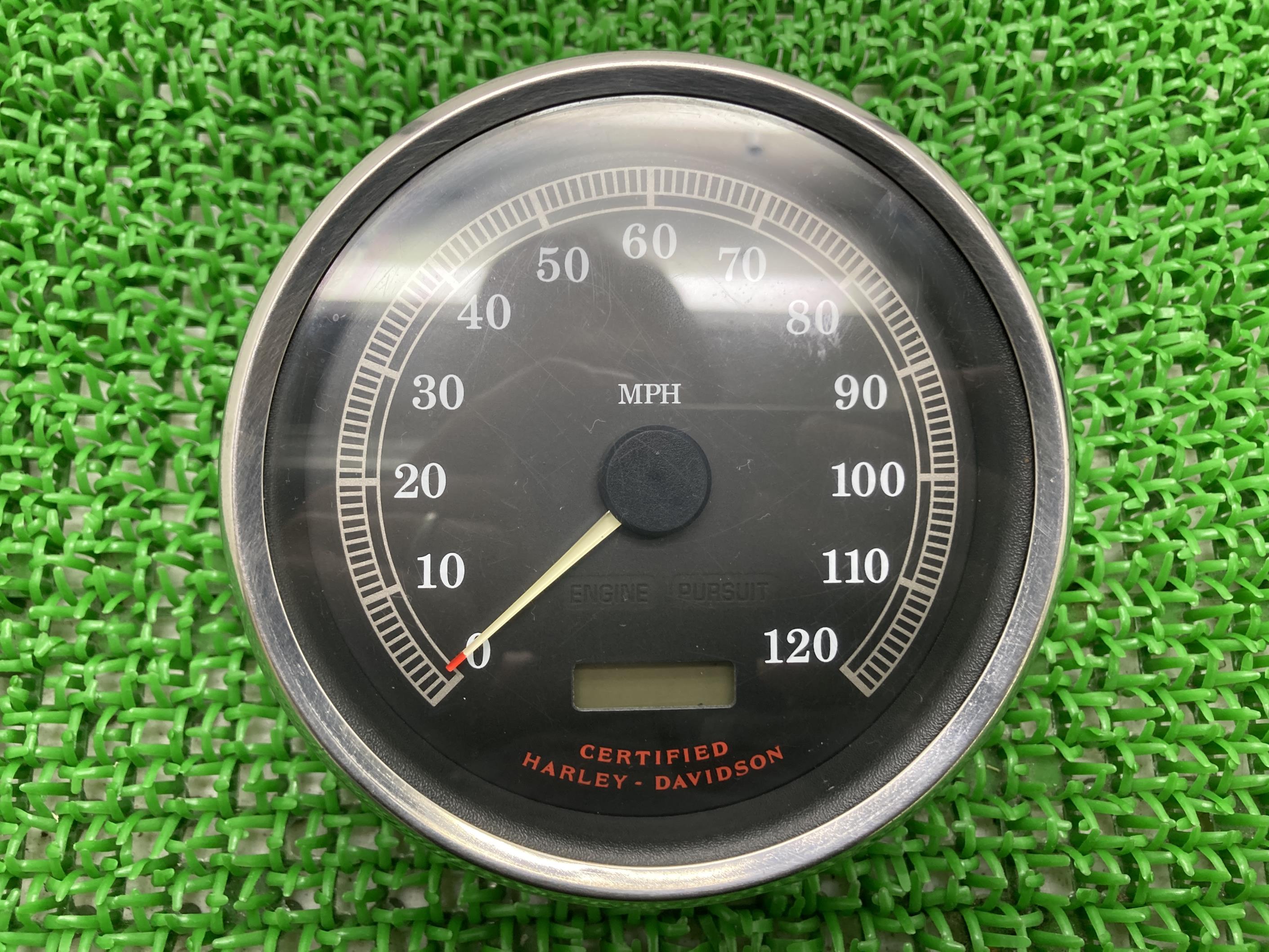 FLSTC1340 スピードメーター ハーレー 純正 バイク 部品 FLHR ソフテイル ロードキング 割れ欠け無し そのまま使える 車検 Genuine 【中...