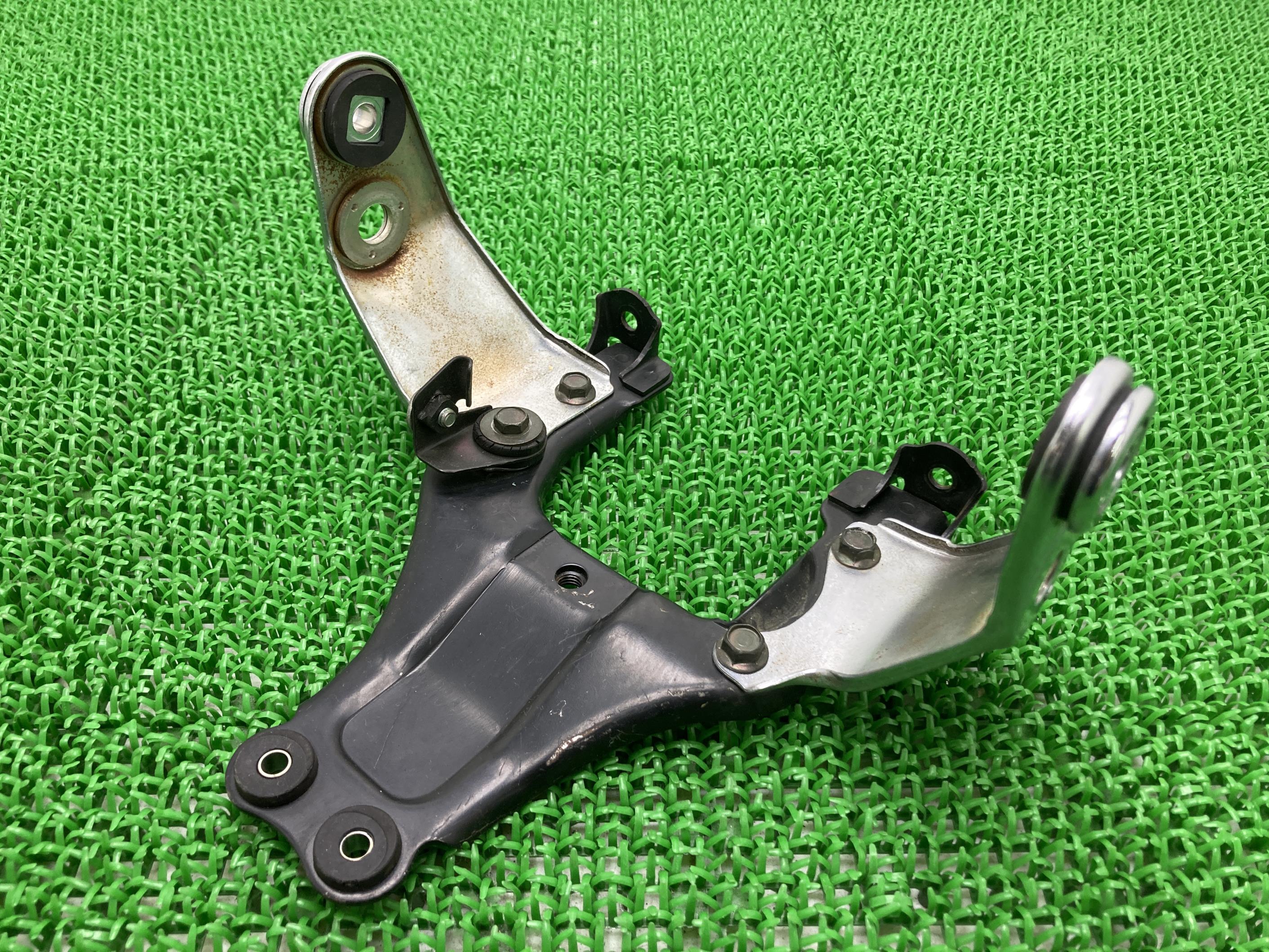 SR400ヘッドライトステーヤマハ純正バイク部品SR500コケキズ無し曲がり無しそのまま使える車検Genuine【中古】