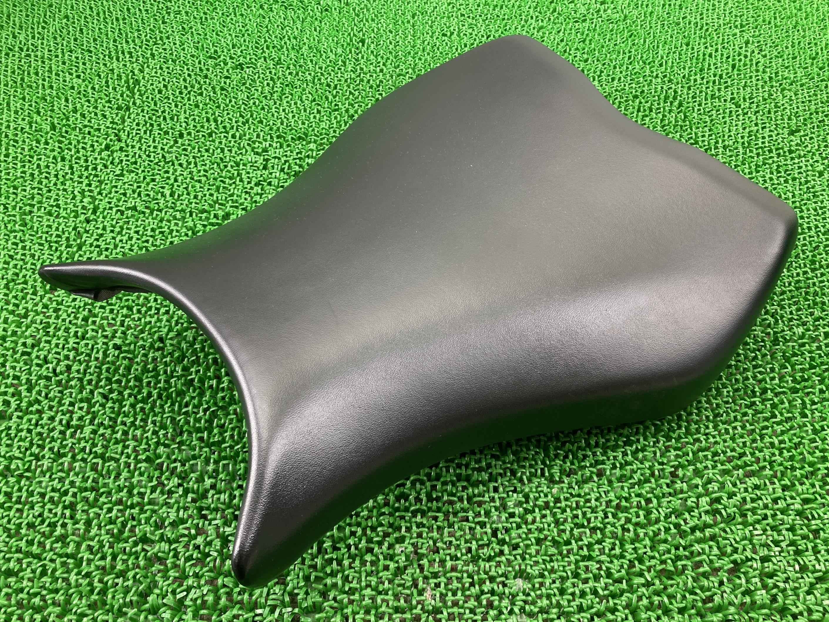 CBR1000RR フロントシート MFL JH2SC59A69K102*** ホンダ 純正 バイク 部品 2009年式外し SC59 メインシート 綺麗 良品 車検 Genuine 【中古】 zB