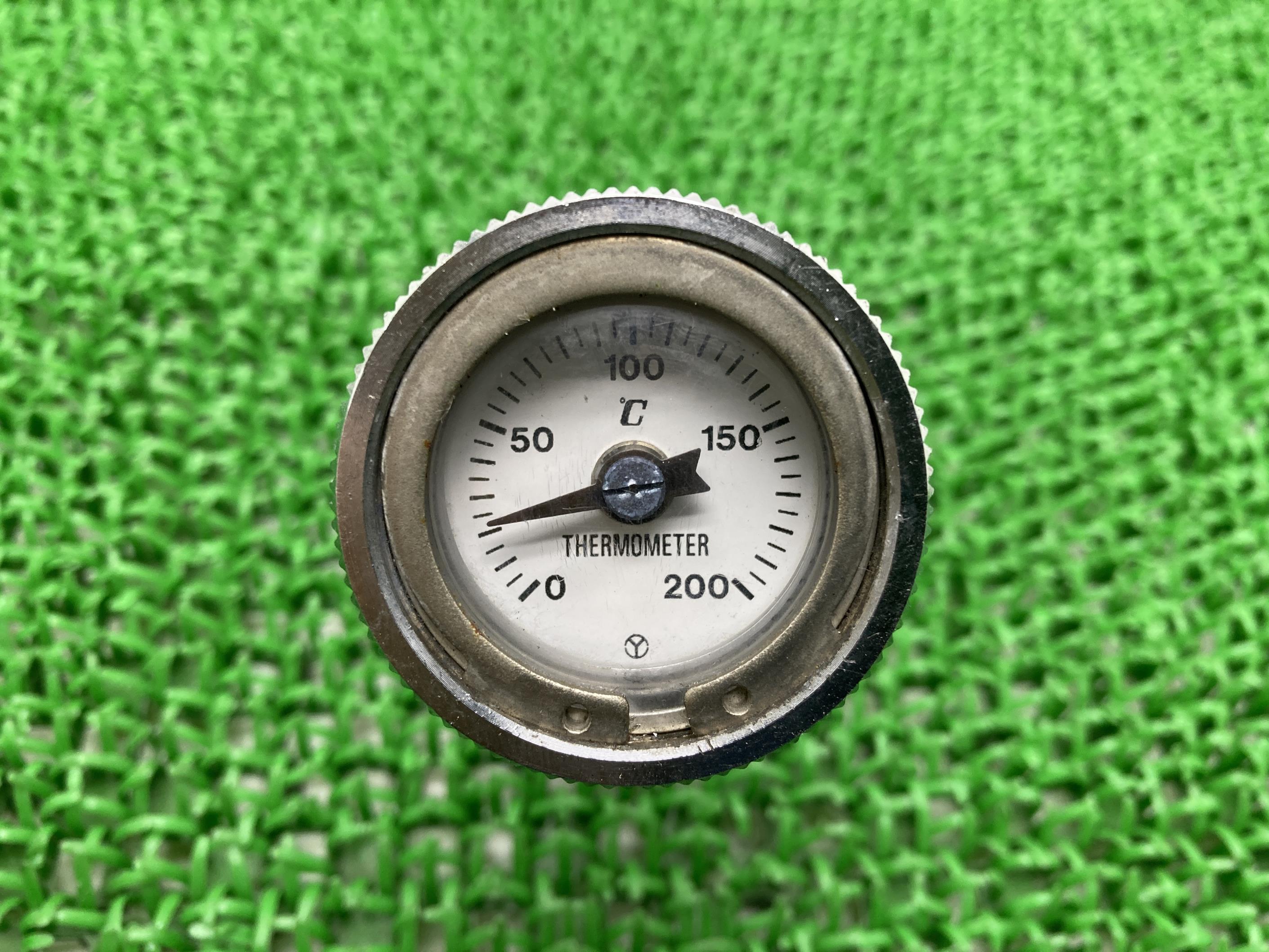 デイトナ製SR400ディップステック社外バイク部品オイルフィラーキャップオイルレベルゲージ油温計割れ欠け無しカスタム素材に【中古】