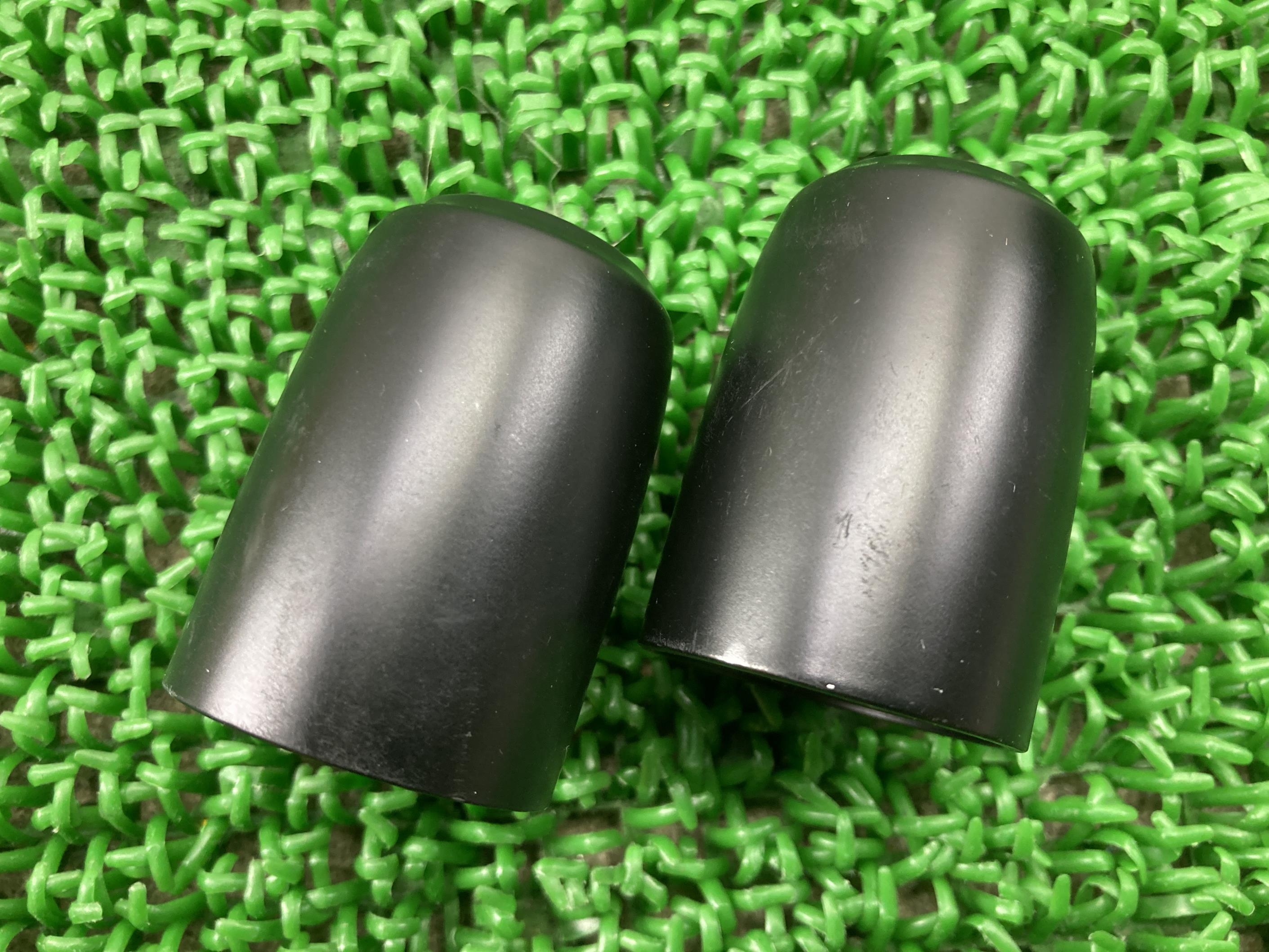 GSX1300Rハヤブサハンドルバーエンド左右GX72B-101***スズキ純正バイク部品2015年式外しGX72Bグリップエンドハンドルウェイト綺麗良品車検G...